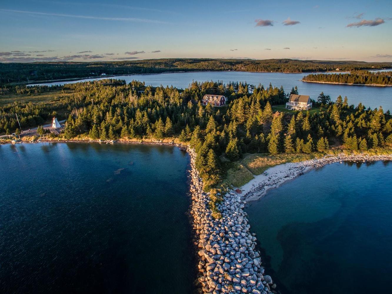 Seawind Landing Country Inn Larry's River Exterior foto